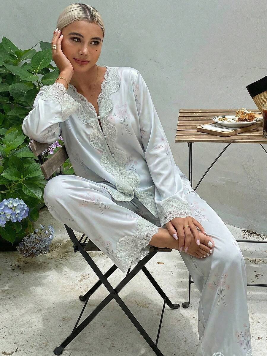DAZY Floral Print Lace Patchwork Loose Women Pajama Set, Fall Winter Clothes - Green - View 1