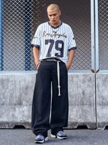 EVRINFINITE 男士复古宽松阔腿牛仔裤，先锋休闲街头服饰 - 时尚宽松工装裤 - 黑色 - 查看 8