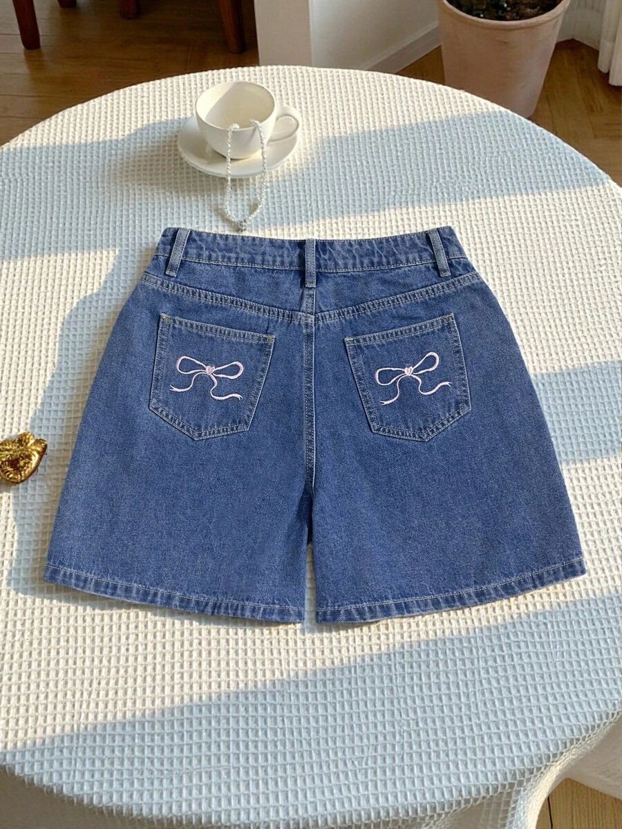 GlowEve 夏季休闲水洗牛仔短裤，饰有蝴蝶刺绣 - 藍色 - 查看 1
