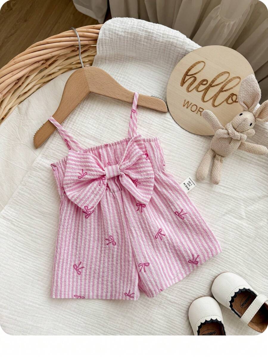 SHEIN Bộ áo liền quần cho bé gái sơ sinh, màu hồng sọc, dễ thương, kiểu dáng thường ngày, có nơ và dây đeo. - Hồng - Xem 1