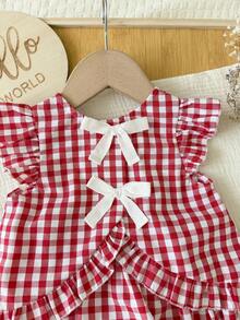 SHEIN 女婴夏季休闲可爱碎花撞色蝴蝶结装饰荷叶边袖口上衣和短裤套装 - 紅色 - 查看 7