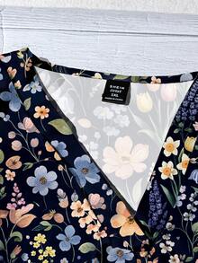SHEIN LUNE 大码女式V领荷叶边印花短袖衬衫，适合夏季穿着，蓝色，度假风 - 彩色 - 查看 4