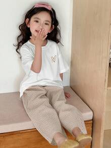 Dazy Kids Ung flicka rund halsad hjärtmönster kortärmad skjorta, sommarloungewear - Kaki - Visa 1