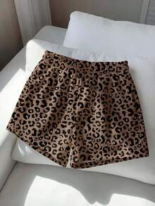 SHEIN EZwear Quần short nữ dáng suông, cạp trung, họa tiết rằn ri và da báo, phong cách retro, thích hợp cho mùa tựu trường. - Nhiều màu - Xem 4