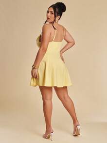 SHEIN BAE 大码女式纯色休闲时尚吊带连衣裙 - 黃色 - 查看 2