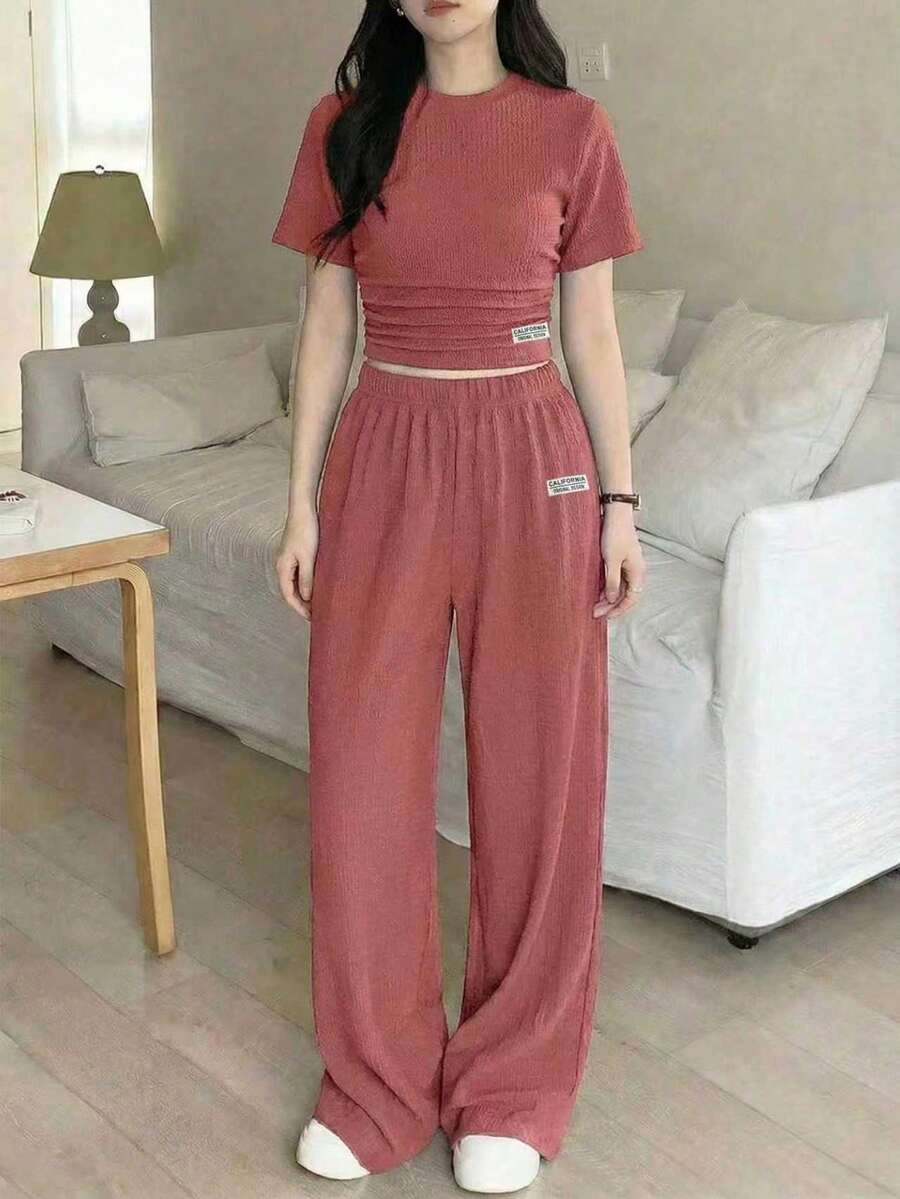 SHEIN 青少年女孩 2 件套 T 恤套裝 蝴蝶結羅紋印花 T 恤與長褲 針織休閒日常時尚百搭 - 紅木色 - 查看 1