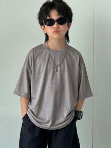 SHEIN Little Byeori 男童休闲韩版宽松大字母印花圆领短袖T恤，适合通勤、上学、日常休闲、运动、春夏穿着 - 灰色 - 查看 6