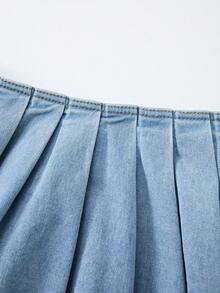 Bộ đồ nữ mùa hè kiểu dáng thường ngày: áo vest denim cài cúc phía trước và chân váy mini denim xếp ly. - Màu xanh lam - Xem 4