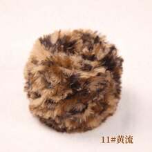 1卷100克钩针毛线，粗毛线，仿貂绒质感，花式毛线，手工编织毛线，柔软舒适，适合DIY钩针编织，可用于制作衣服、帽子、围巾、毯子等，舒适蓬松，毛绒质感，适合手工钩针爱好者，也可用于生日装饰、圣诞装饰、万圣节礼物等。 - 彩色 - 查看 36