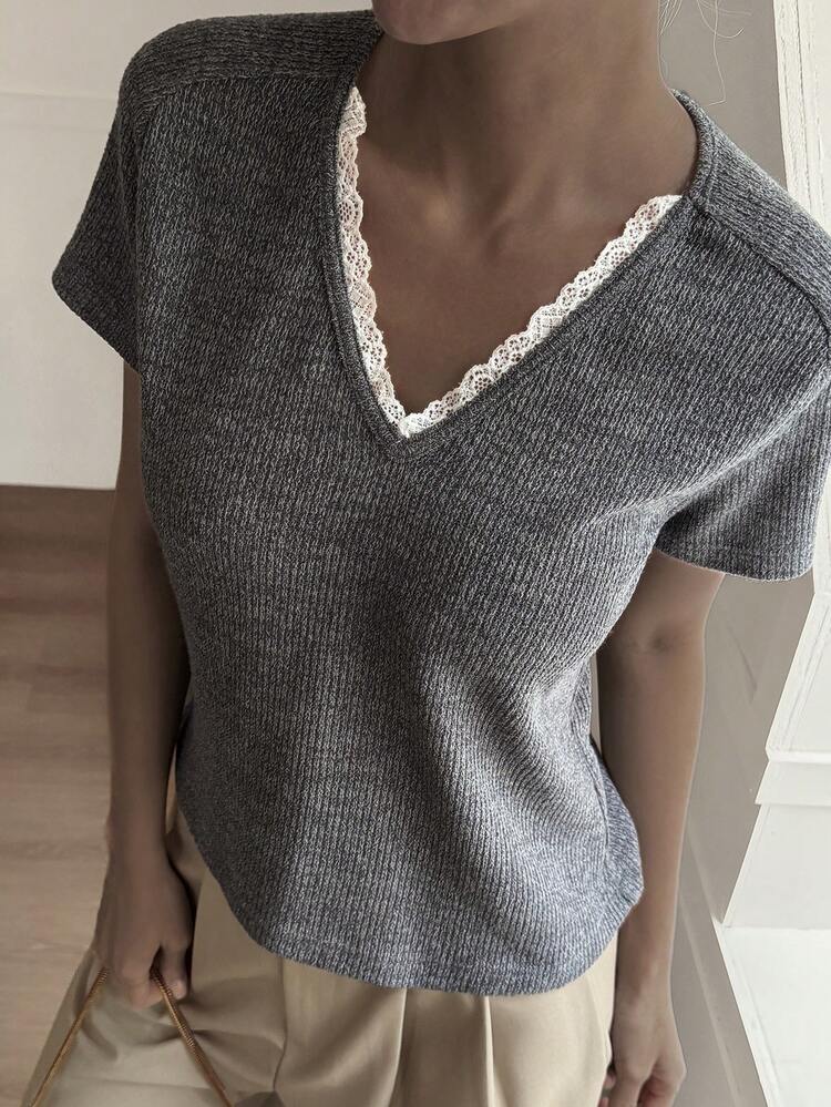 Women's V-Neck Lace Patchwork Short Sleeve Casual T-Shirt