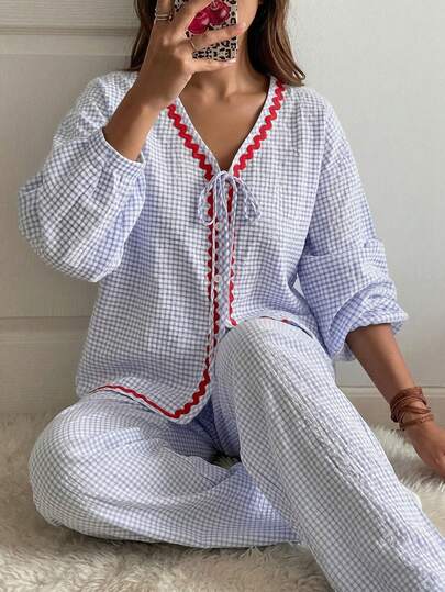 DAZY Conjunto de pijama de mujer con cuello de lazo, volantes y tela a cuadros con pliegues y contraste de color, para otoño e invierno