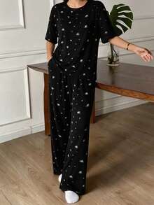 DAZY Ditsy Floral Loose Fit Short Sleeve Top And Pants Pajama Set - Black - View 3