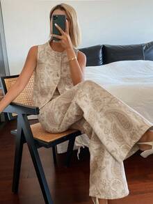 DAZY Bộ đồ denim nữ cổ tròn in họa tiết gồm áo gile và quần jeans ống đứng dáng rộng, kiểu dáng đi nghỉ mát. - trắng - Xem 5