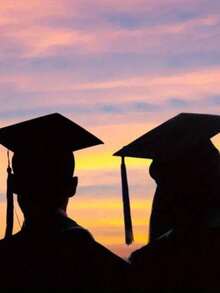 1 Buah Set Topi Wisuda Rumbai Hitam dengan Rumbai Emas untuk Upacara Wisuda, Dekorasi Photo Booth, Perlengkapan Pesta Sekolah, dan Lainnya - warna-warni - View 5