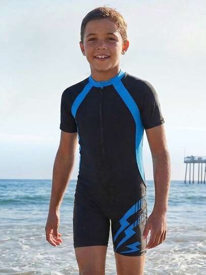 SHEIN Tween Boy Casual Sports Lightning Printed Rashguard & Swimming Shorts Set, Suitable For Beach, Swimming, Surfing
