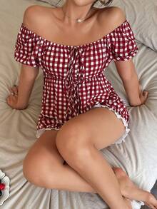 Bộ đồ ngủ nữ dễ thương, tươi tắn với họa tiết kẻ caro, thắt nơ, tay áo kiểu công chúa và quần ống loe, phối bèo nhún tương phản, bộ đồ hai mảnh kẻ caro đỏ cho nữ, bộ đồ mùa hè cho nữ, trang phục mùa hè cho nữ. - Đỏ và trắng - Xem 5