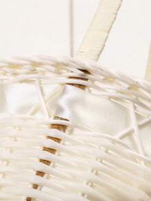 1PC Small Round Handwoven Rattan Rustic Farmhouse Multifunctional Natural Brown Flower Basket Wedding Party Romantic Home Storage Gift Packaging Woven Basket Decor - White - View 7