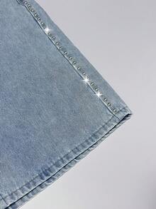 SHEIN 时尚休闲铆钉水洗牛仔短裤 - 淺色水洗藍 - 查看 2