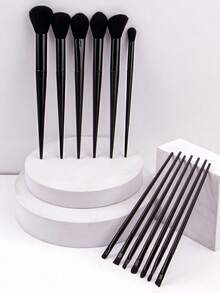 13PCS Makeup Brush Set, With Soft And Elastic Texture, Including Professional Makeup Foundation Brush, Powder Brush, Eyeshadow Brush, Kabuki Brush And Blending Brush. It Is An Excellent Beauty Gift For Makeup Beginners. Black, Makeup Brush Set, Complete Makeup Tools, Makeup Gift Set. - Black - View 5