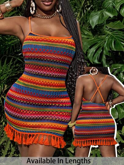 SHEIN PETITE CURVE Vestido mini ajustado con tirantes de espagueti, cuello en U, espalda descubierta y dobladillo con flecos, estampado de rayas coloridas y cuadros de diamantes, tallas grandes para mujer