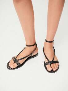 Nöista Sandal đế bằng quai mảnh cá tính với đế đính đinh tán và quai điều chỉnh được - Thoải mái tối ưu cho mọi ngày. - màu đen - Xem 2