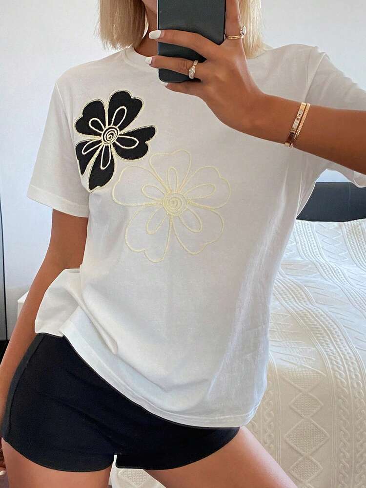 Women's Round Neck Short Sleeve Floral Embroidery Decor Contrast Color Embroidered Vacation Casual Pullover T-Shirt