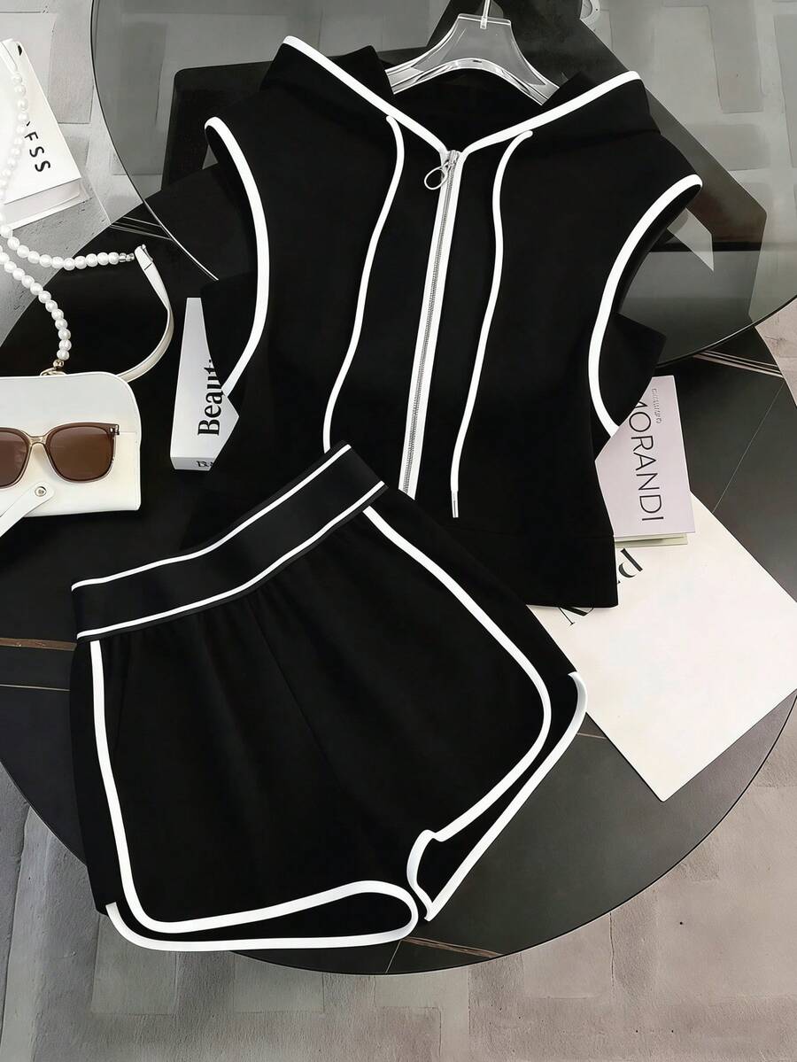 GlowEve Setelan Dua Potong Hoodie Resleting Warna Hitam dan Putih dengan Kontras Warna + Celana Pendek, Musim Panas, Santai dan Olahraga - MultiWarna - View 1