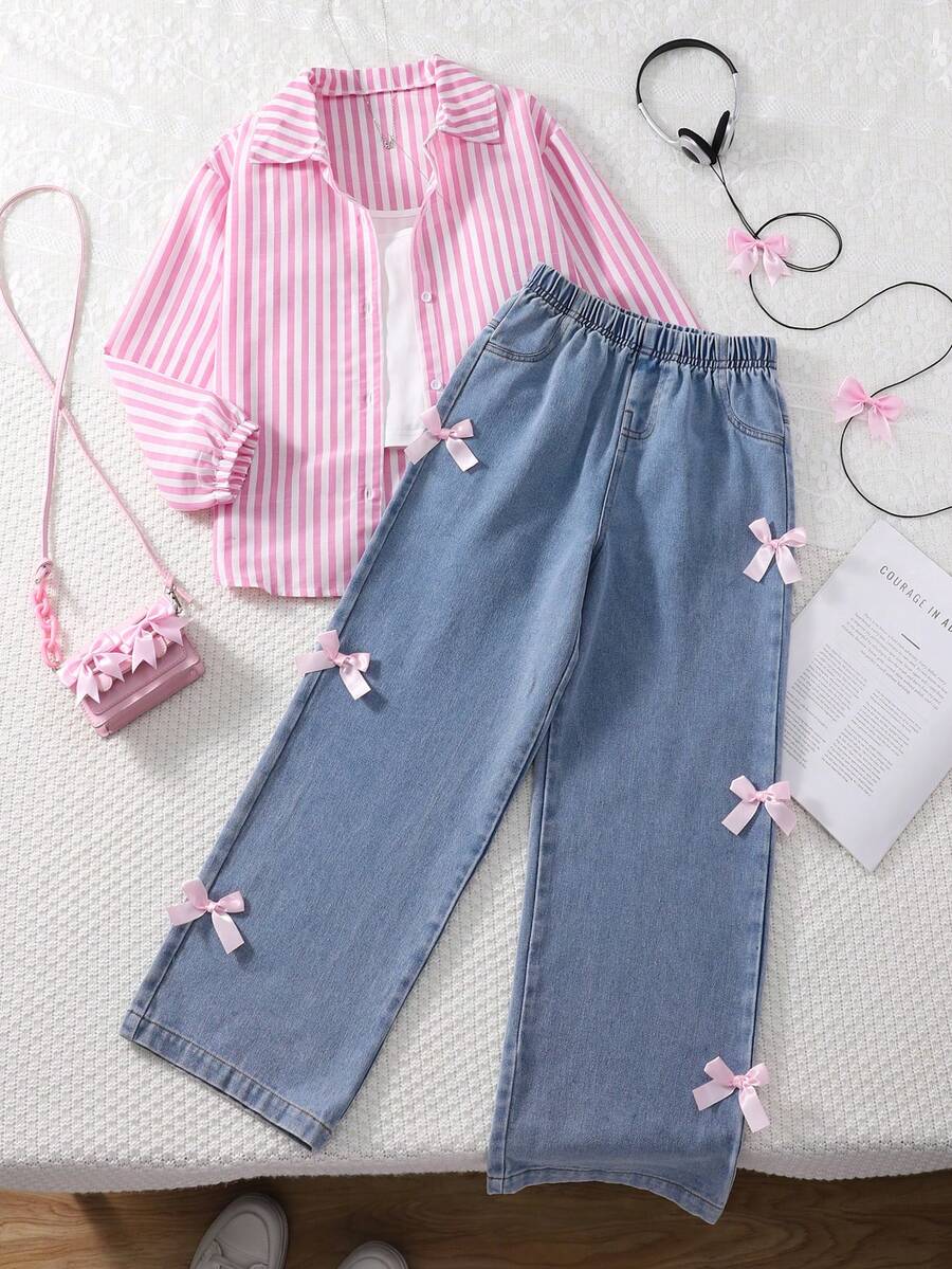 SHEIN 3件套大童春秋季粉色条纹长袖衬衫+牛仔连体裤，搭配宽松浅蓝色蝴蝶结装饰牛仔裤，甜美休闲日常穿搭 - 珊瑚粉 - 查看 1