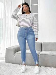 SHEIN ICON Plus Size Solid Color Casual Jeans - Light Wash - View 5