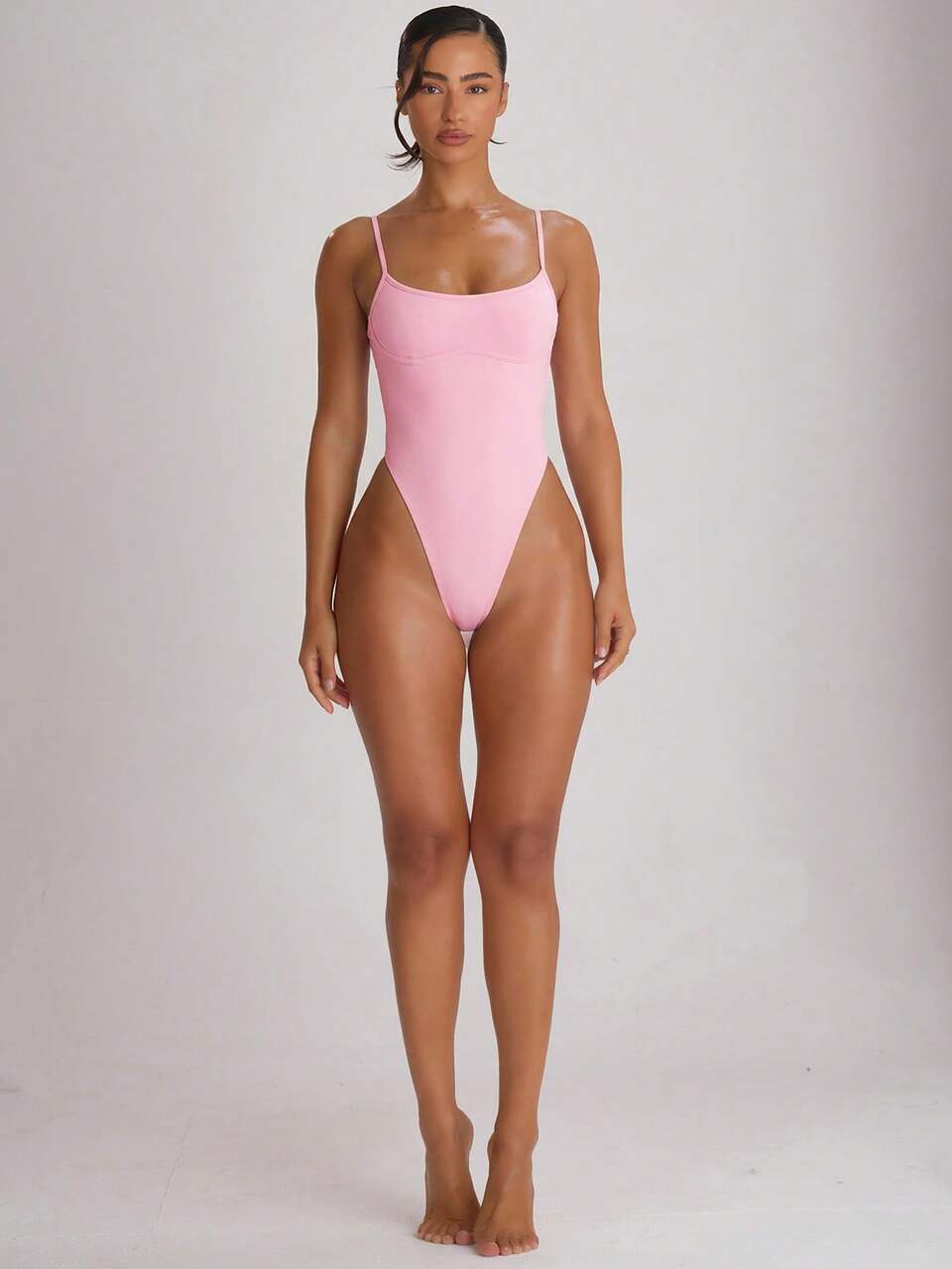 Maiô com Alças Amarradas, Gola Reta, Perna Alta e Bumbum à Mostra, Roupas de Banho para Férias, Viagens de Verão, Praia, Básicos, Cor Sólida, Resort