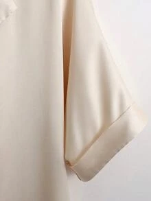 GlowEve CURVE 大码女式时尚缎面短袖衬衫 - 杏色 - 查看 4