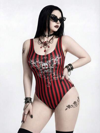 ROMWE Goth 2026新款加大码女式红黑条纹连体泳衣，骷髅印花个性显瘦泳装，暗黑朋克风，适合拍照、温泉派对
