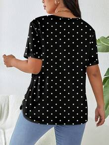 SHEIN LUNE 大码女式休闲复古黑白波点印花T恤，百搭日常穿搭，春夏宽松上衣，适合度假、夏季、春季、春假等场合，可作外套和夏季上衣 - 彩色 - 查看 2