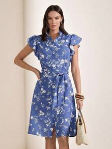 Briarwyn 女士蓝色背景白色碎花荷叶袖单排扣中长连衣裙，夏季连衣裙，女士碎花纽扣前开襟连衣裙，蓝色碎花连衣裙，女士蓝色春季连衣裙，女士纽扣连衣裙，女士衬衫连衣裙，女士夏季蓝色碎花连衣裙，女士短款春季连衣裙 - 藍色 - 查看 2