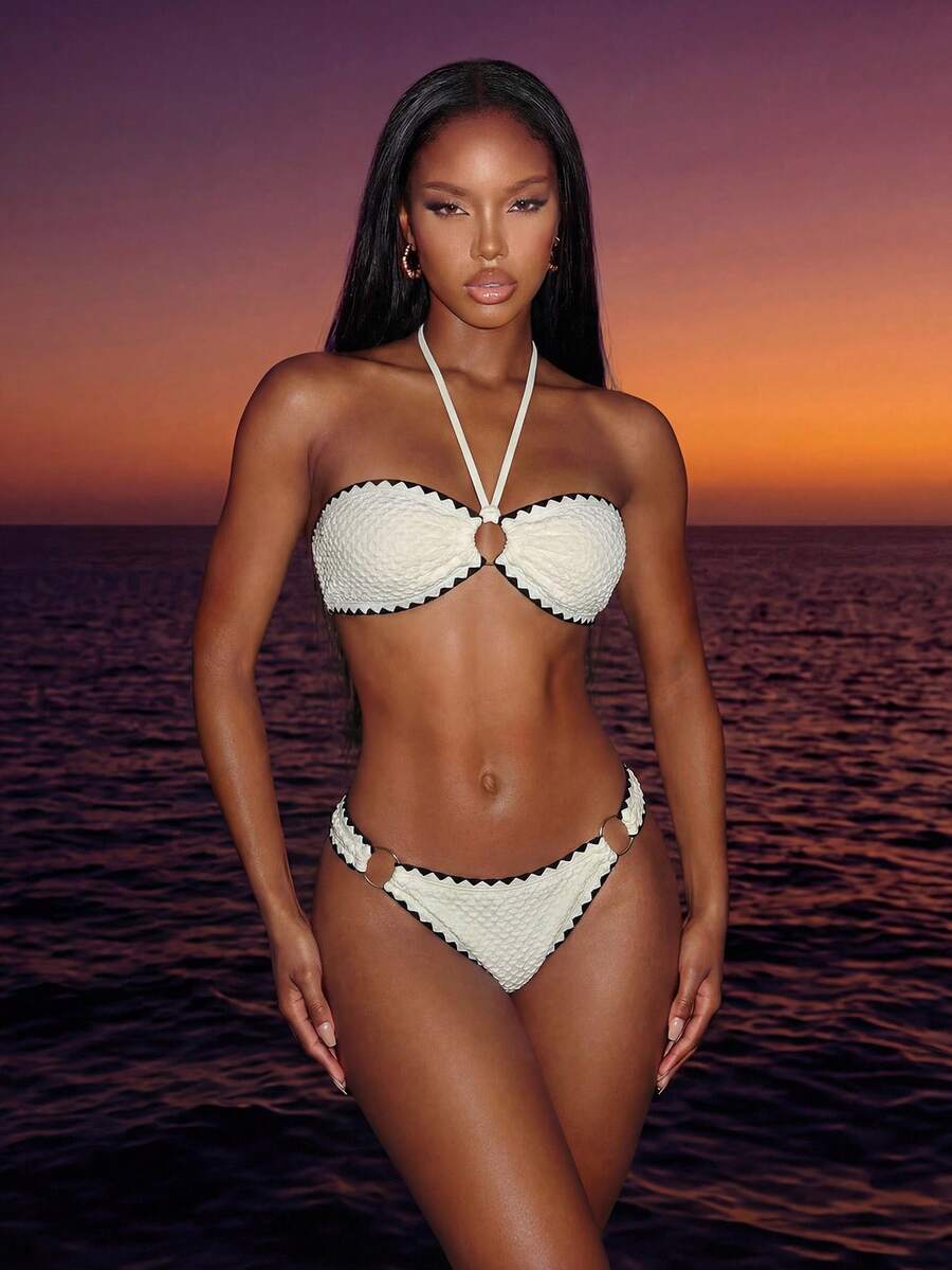 Vaytide Bộ bikini đơn giản và thời trang cho kỳ nghỉ của phụ nữ với họa tiết răng viền trang trí và dây đeo chéo mùa hè - trắng - Xem 1