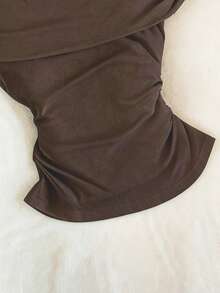 Glimmora Áo thun trễ vai gợi cảm mới, kiểu cổ điển khoe xương quai xanh, áo lót ôm sát dành cho nữ. - màu nâu - Xem 3