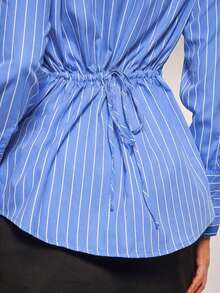 Radiana 女士时尚优雅蓝色条纹衬衫，配同色领带，腰部可调节，复古风格，适合日常穿着、通勤、商务、办公、都市、度假等场合。 - 藍色 - 查看 12