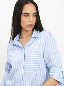 KSTM 宽松版型女士条纹纽扣衬衫，胸前口袋，卷边袖口设计，适合日常休闲穿着。 - 彩色 - 查看 5
