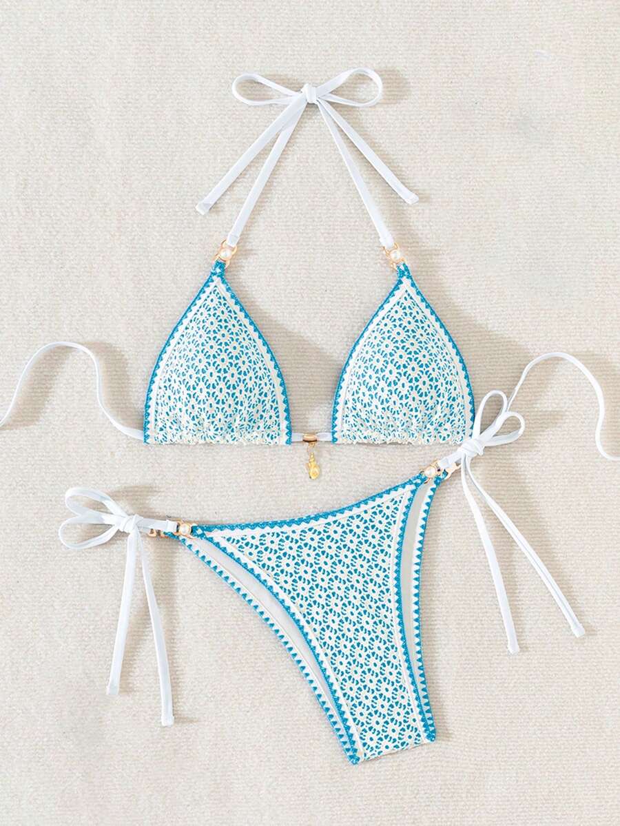 Swim Vcay Conjunto de ropa de mujer para la playa en verano, bikini de triángulo de tela calada decorado con conchas y perlas azules - Celeste - Ver 1
