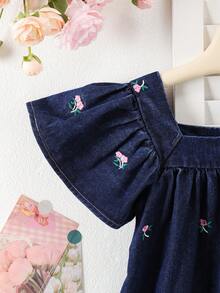 Elladie kids 少女休闲优雅牛仔连衣裙，柔美花卉图案设计，泡泡袖 - 深色水洗藍 - 查看 9