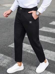 Manfinity Homme 男士纯色刺绣口袋直筒休闲裤，男士黑色正装裤，男士修身正装裤，男士经典款，适合日常休闲、周末旅行、户外活动、探险旅行、轻松的工作环境或半正式场合，可作为男友/丈夫礼物、周年纪念/生日礼物、派对、暑假、婚礼、春夏、狂欢节等场合穿着。男士经典黑色平面前片修身西装裤，男士黑色裤子，男士休闲裤，男士长裤，男士经典款，适合日常休闲、周末旅行、户外活动、探险旅行、轻松的工作环境或半正式场合穿着，可作为男友/丈夫礼物、周年纪念/生日礼物、派对、暑假、婚礼、春夏、复活节等场合穿着。男士黑色商务休闲七分裤，带口袋细节，修身款。修身长裤，男士黑色长裤，男士休闲裤，男士长裤，韩版男士长裤 - 黑色 - 查看 7