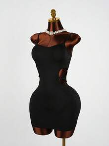 SaltGleam SaltGleam Vestido corto de camisola con recortes sexy, estilo Y2K, minifalda ajustado sin mangas y con espalda descubierta en color negro - Negro - Ver 4
