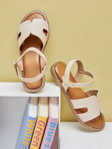 Mini mi Sandal đế bằng cho bé gái, kiểu dáng hở gót, quai ngang mắt cá chân, chất liệu PU cao cấp, đế ngoài viền vàng, lót trong thoải mái, thời trang sành điệu hàng ngày. - trắng - Xem 3