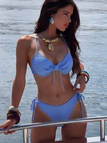 Swim Vcay 全新纹理纯色露肩前系带+侧系带镂空泳裤两件套比基尼套装 - 藍色 - 查看 1