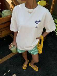 Muchica 宽松休闲鸡尾酒会图案圆领短袖T恤，宽松版型女式T恤，适合日常通勤、约会、聚会、秋冬夏季、圣诞节、新年、感恩节、派对、婚礼、海滩、毕业典礼、时尚、优雅、休闲、外出、约会、预订、通勤、闪亮、情人节、优雅、度假、休闲、Y2K、外出、毕业典礼等场合。 - 白色 - 查看 2