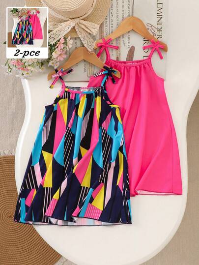 2件套女童（小号）休闲时尚新款彩色连衣裙套装，可爱几何数码印花图案+纯色紫红色数码印花梭织无袖连衣裙，适合年轻女孩，休闲时尚，舒适百搭，适合日常、上学、度假、派对、春夏穿着。