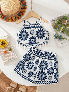 SHEIN Sparklyn Girls Polyester Blue Plant Pattern Shirred Crop Top And Shorts Set Spaghetti Strap Vacation Co-Ord - Blue - View 4