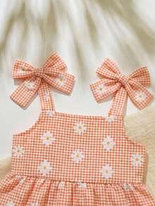 SHEIN 2pcs Baby Girl Toddler/Newborn 0-3Y Casual Everyday Cute Vacation Striped Bow Decor Camisole Top + Shorts Set, Spring/Summer - Orange - View 3