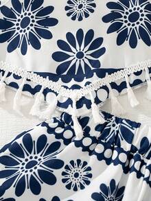 SHEIN Sparklyn Girls Polyester Blue Plant Pattern Shirred Crop Top And Shorts Set Spaghetti Strap Vacation Co-Ord - Blue - View 5