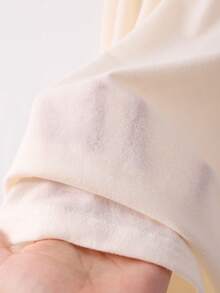 Genkimix Kids 2 piezas/paquete Vestidos con mangas de volantes con estampado de flores diminutas lilas para niña joven - Púrpura malva - Ver 3